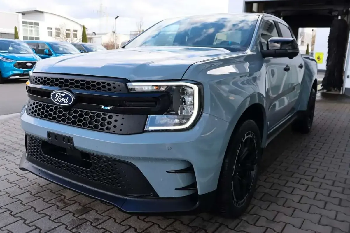 Neu Ford Ranger 281 PS (206 kW) 2026 Command grey Pickup
