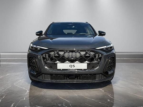 Neu Audi Q5 S-line plus 204 PS (150 kW) 2025 Grau (tamboragrau metallic) SUV