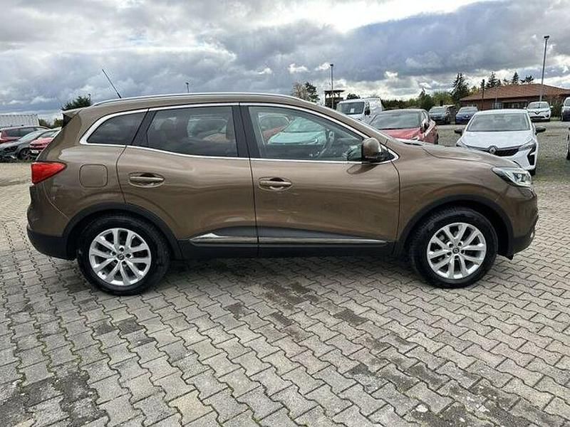 Gebraucht Renault Kadjar Collection 131 PS (96 kW) 2018 Chocolatbraun metallic SUV