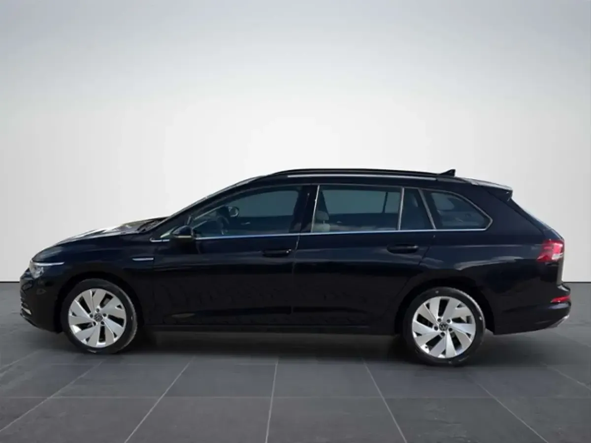 Gebraucht VW Golf VIII Style 150 PS (110 kW) 2022 Schwarz Kombi