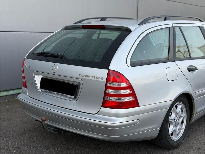 Gebraucht Mercedes C180 143 PS (105 kW) 2004 Silber Kombi