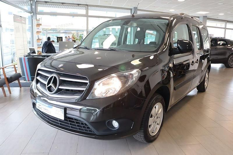 Gebraucht Mercedes Citan 111 110 PS (80 kW) 2017 Schwarz Kombi
