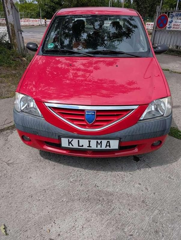 Rot Gebraucht 2009 Dacia Logan Lauréate Limousine | 1.550 € (Fairer Preis) - Bild 1/4