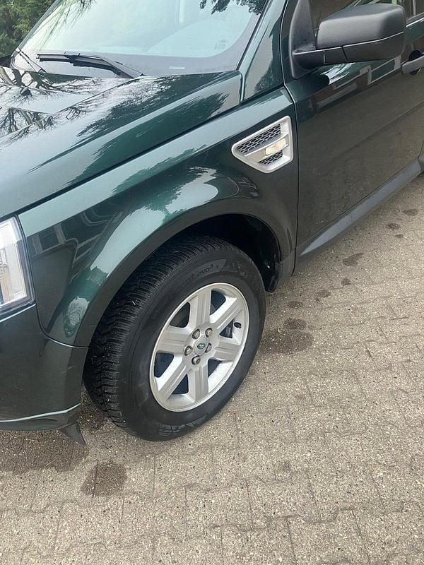 Gebraucht Land Rover Freelander 2 150 PS (110 kW) 2011 Grün SUV