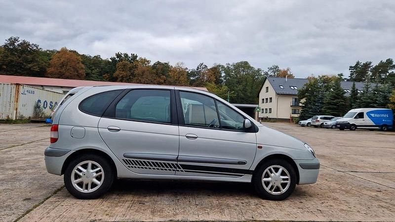 Gebraucht Renault Scénic Expression 95 PS (69 kW) 2003 Grau Van / Kleinbus