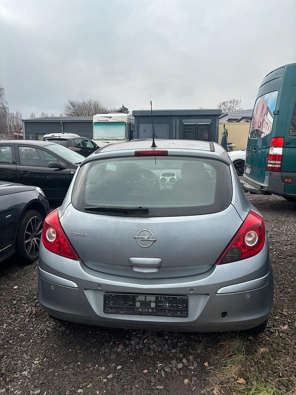 Second-hand Opel Corsa 80 CP (58 kW) 2008 Gri Hatchback