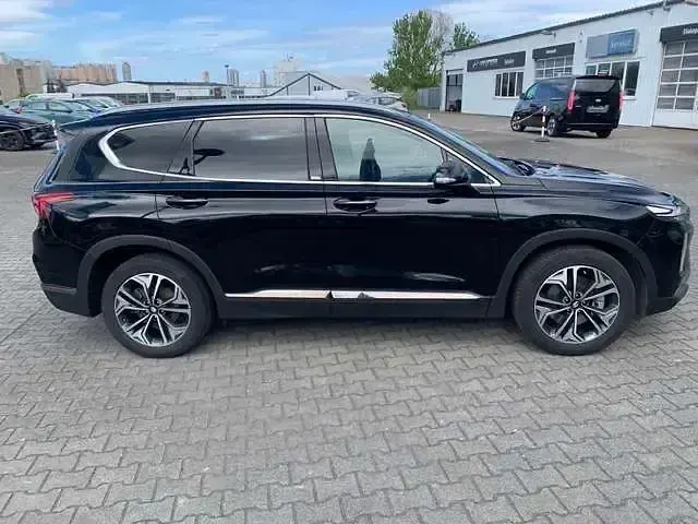 Gebraucht Hyundai Santa Fe Premium 200 PS (147 kW) 2020 Phantom black / mic SUV
