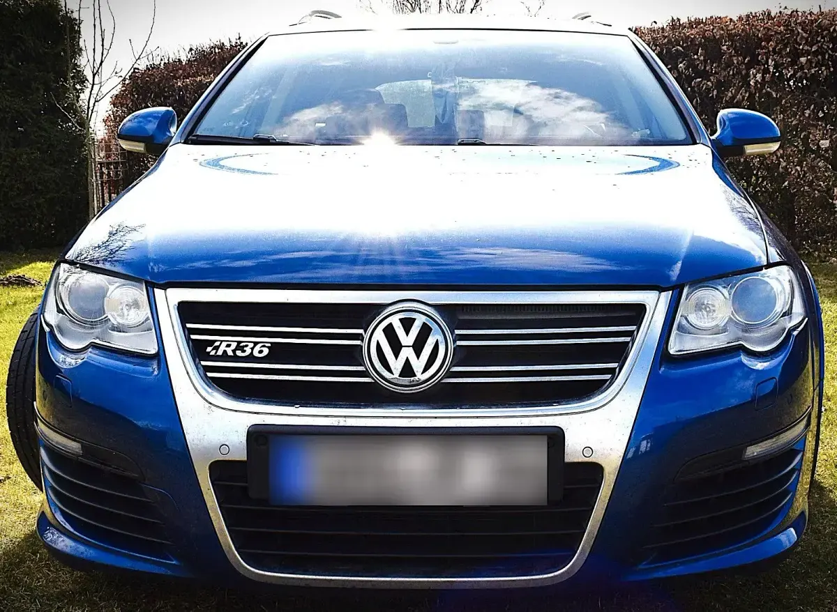 Gebraucht VW Passat R 299 PS (219 kW) 2009 Blau Kombi
