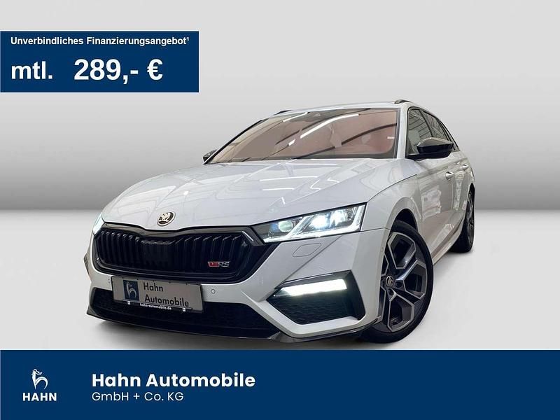 Moonweiss metallic Gebraucht 2021 Skoda Octavia RS Kombi | 29.790 € (Fairer Preis) - Bild 1/2