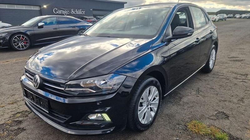 Schwarz Gebraucht 2018 VW Polo Comfortline Limousine | 10.499 € (Fairer Preis) - Bild 1/4