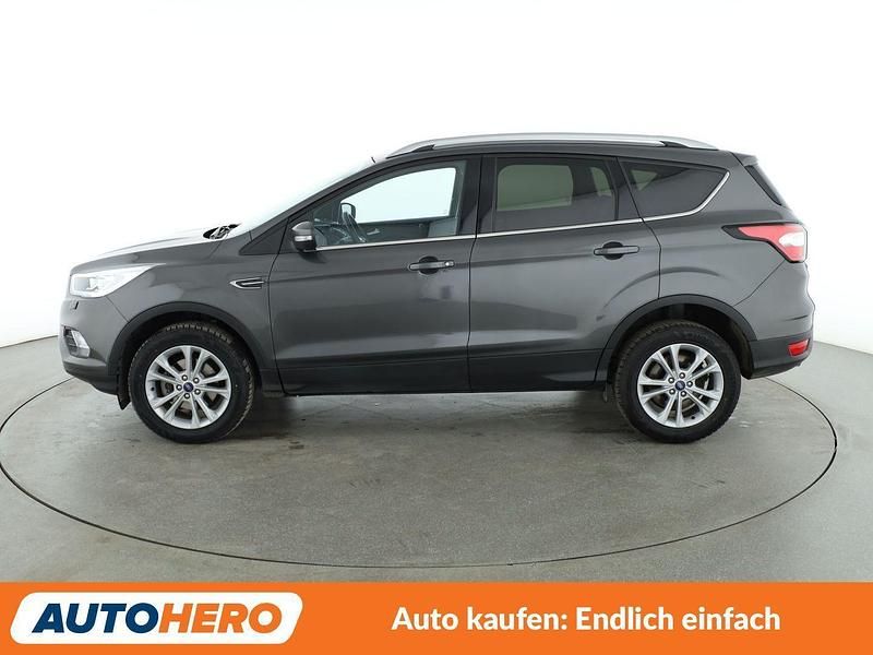 Gebraucht Ford Kuga Titanium 150 PS (110 kW) 2019 Grau SUV