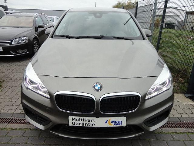 Gebraucht BMW 218 Sport Line 150 PS (110 kW) 2014 Silber Kombi