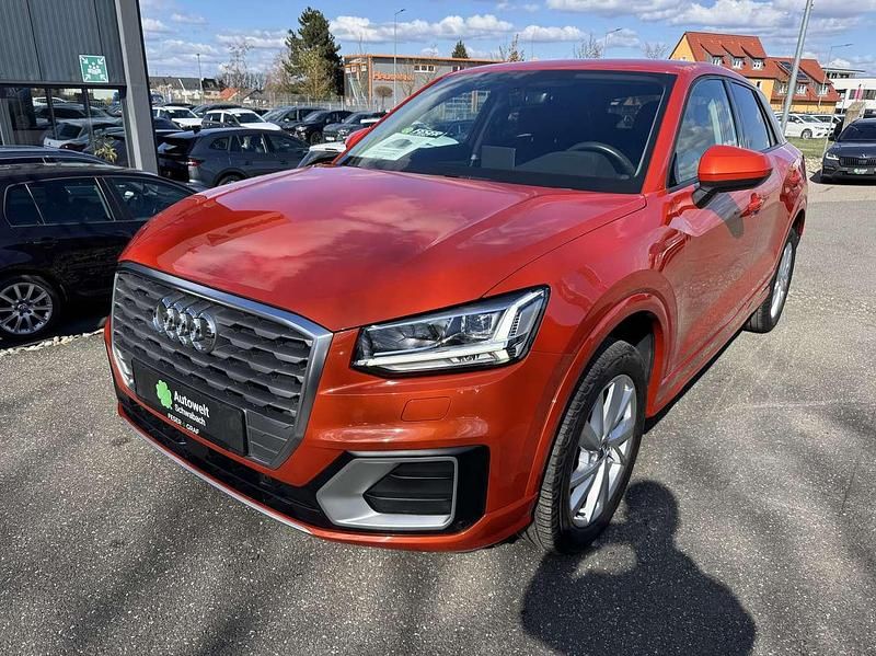 Gebraucht Audi Q2 Design 116 PS (85 kW) 2019 Korallenorange metallic SUV