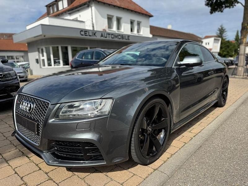 Grau Gebraucht 2011 Audi RS5 Sport Coupé | 19.990 € - Bild 1/4