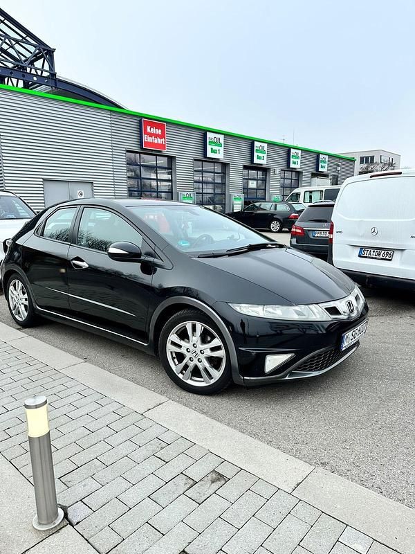 Schwarz Gebraucht 2011 Honda Civic Kleinwagen | 6.699 € (Fairer Preis) - Bild 1/4