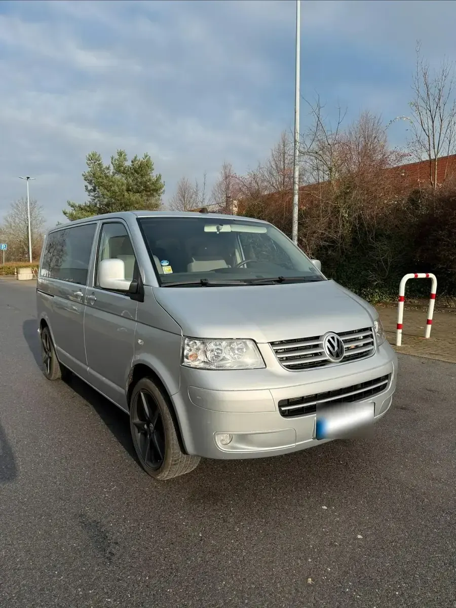 Gebraucht VW T5 131 PS (96 kW) 2005 Silber Van