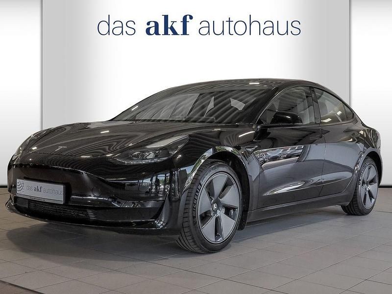 Schwarz Gebraucht 2022 Tesla Model 3 RWD Limousine | 29.650 € (Fairer Preis) - Bild 1/4