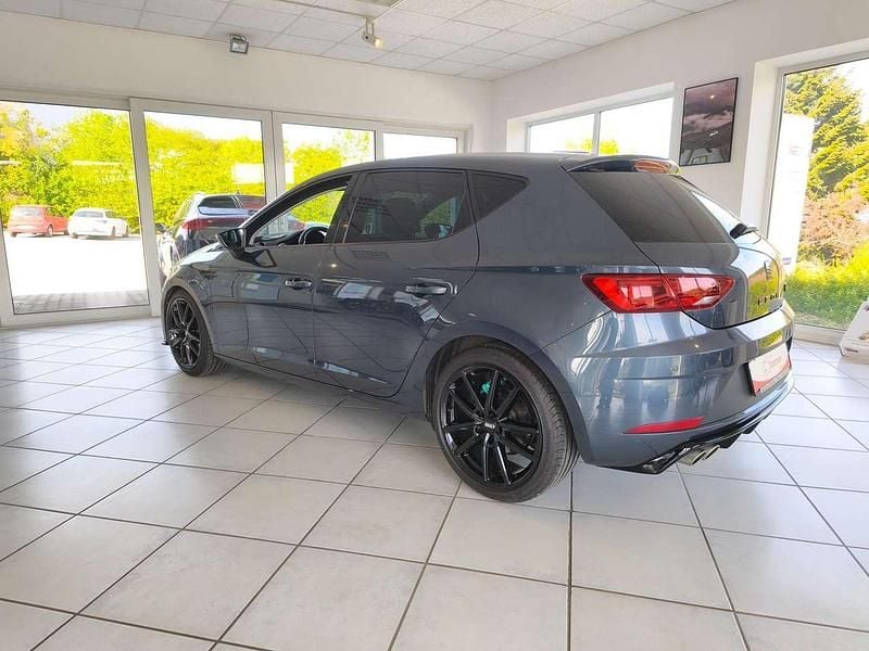 Second-hand Seat Leon FR 131 CP (96 kW) 2019 "magnetic tech" Hatchback