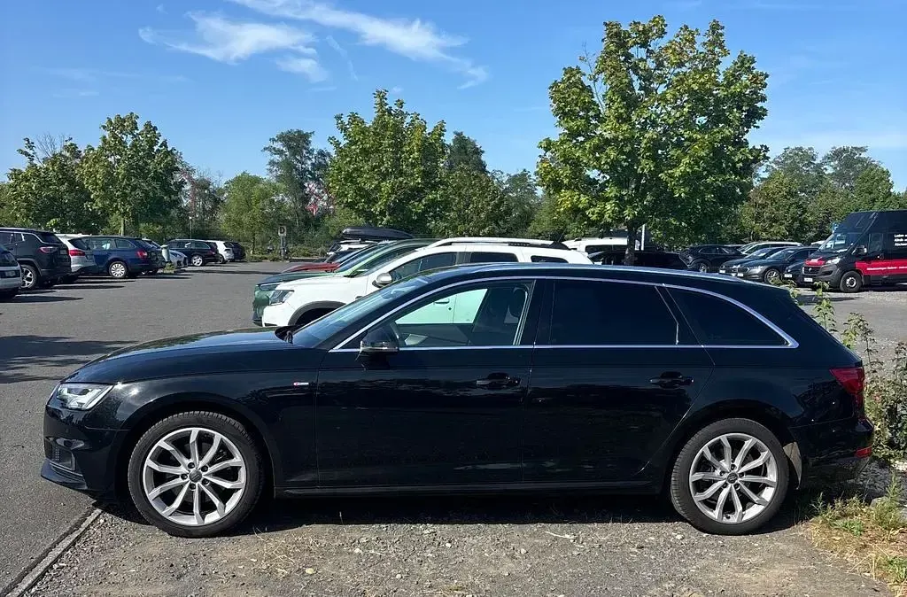 Gebraucht Audi A4 Sport 150 PS (110 kW) 2017 Schwarz Kombi