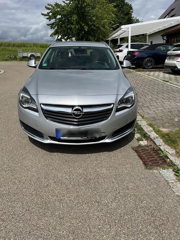 Silber Gebraucht 2017 Opel Insignia Eco Kombi | 6.500 € (Superpreis) - Bild 1/4