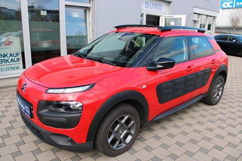 Gebraucht Citroën C4 Feel 82 PS (60 kW) 2017 Rot Van / Kleinbus