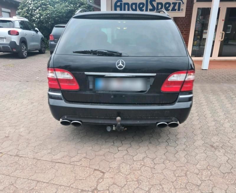 Gebraucht Mercedes E500 AMG 306 PS (225 kW) 2004 Schwarz Kombi