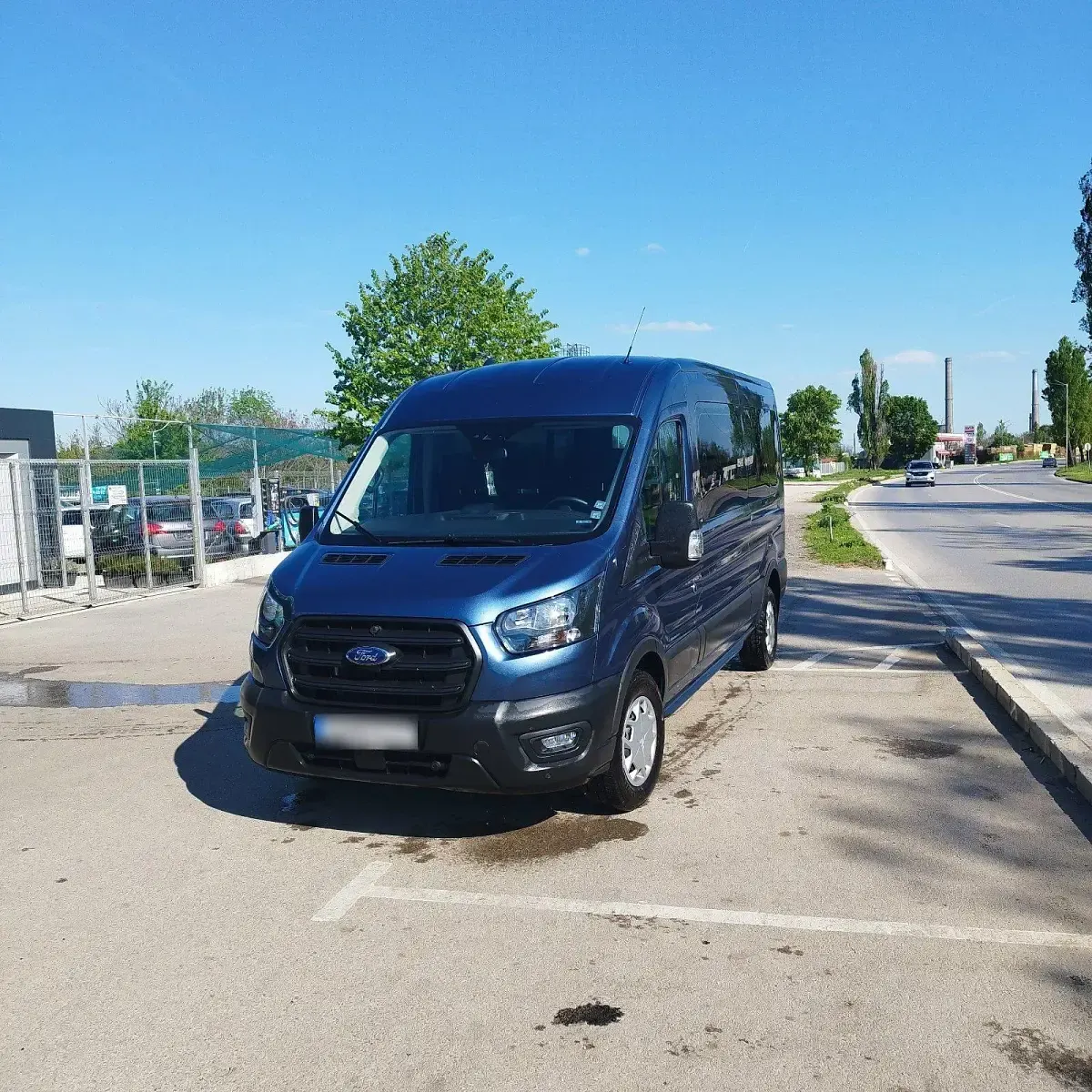 Usata Ford Transit 150 CV (110 kW) 2024 Blu Monovolume