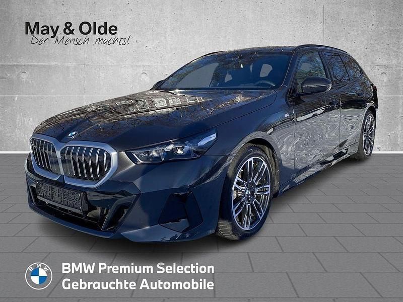 Gebraucht BMW 540 Performance 303 PS (222 kW) 2025 Grau Kombi