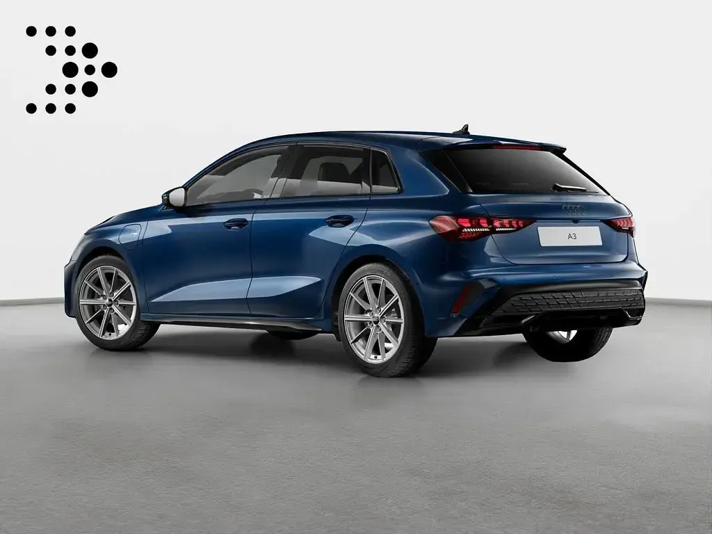 Gebraucht Audi A3 S-Line 204 PS (150 kW) 2025 Blau Limousine