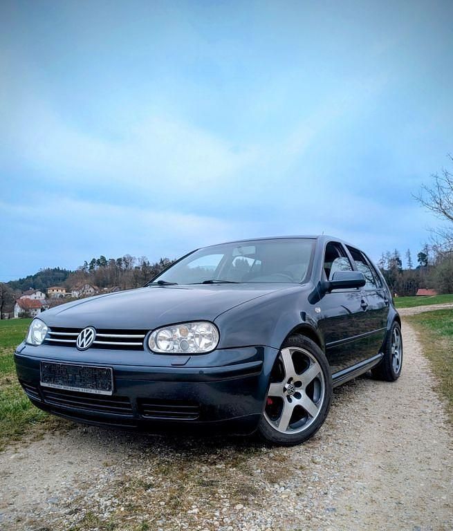 Gebraucht VW Golf IV Edition 90 PS (66 kW) 2001 Grau Limousine