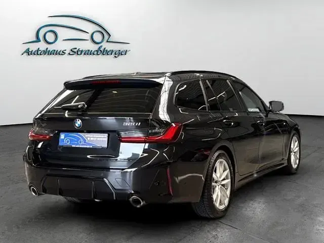 Gebraucht BMW 320 M Sport 184 PS (135 kW) 2024 Schwarzkeine angabe Kombi