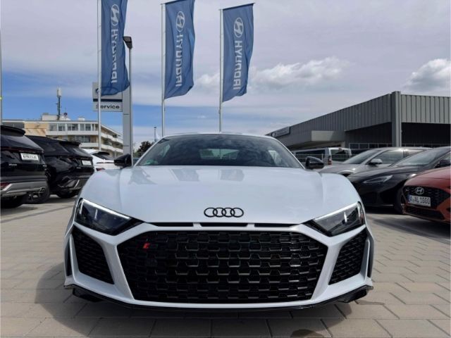 Suzukagrau metallic (weiss) Gebraucht 2024 Audi R8 Coupé Performance Coupé | 145.200 € - Bild 1/4