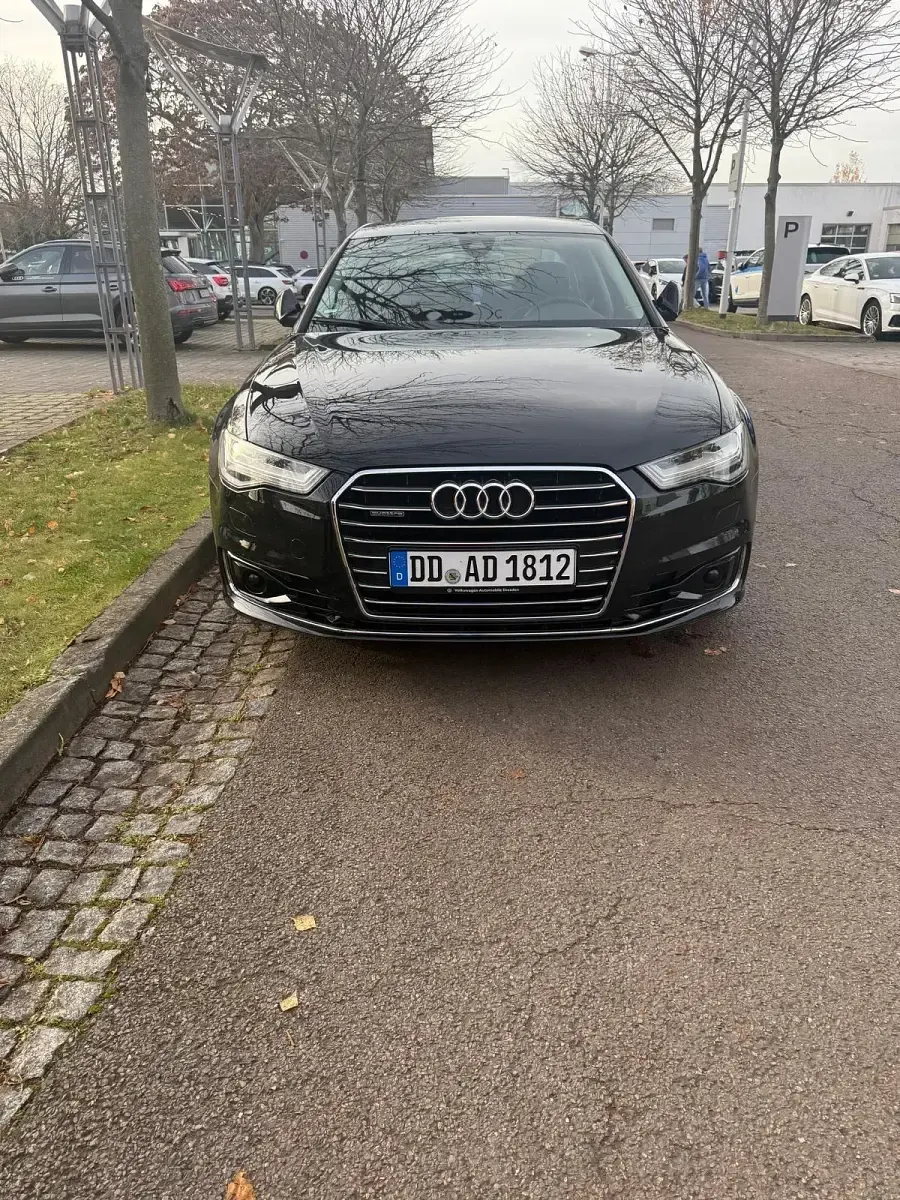 Second-hand Audi A6 216 CP (158 kW) 2015 Negru Berlinǎ