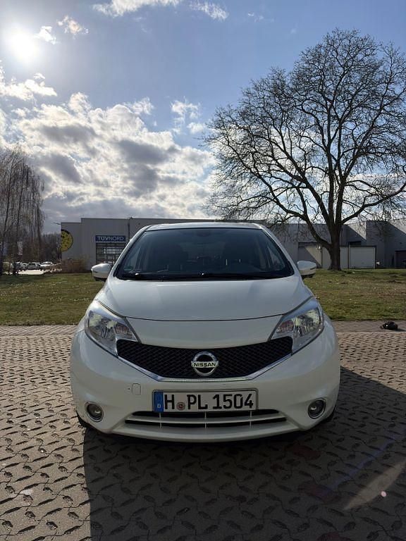Gebraucht Nissan Note Tekna 90 PS (66 kW) 2013 Weiß Kleinwagen