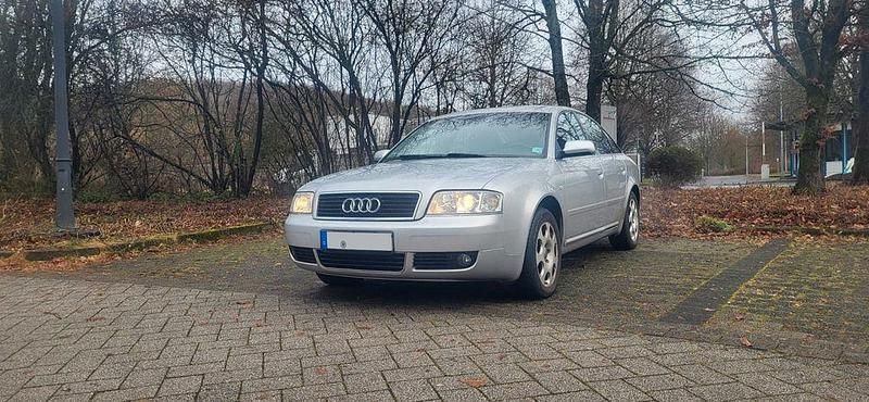 Silber Gebraucht 2002 Audi A6 Limousine | 2.600 € (Guter Preis) - Bild 1/4