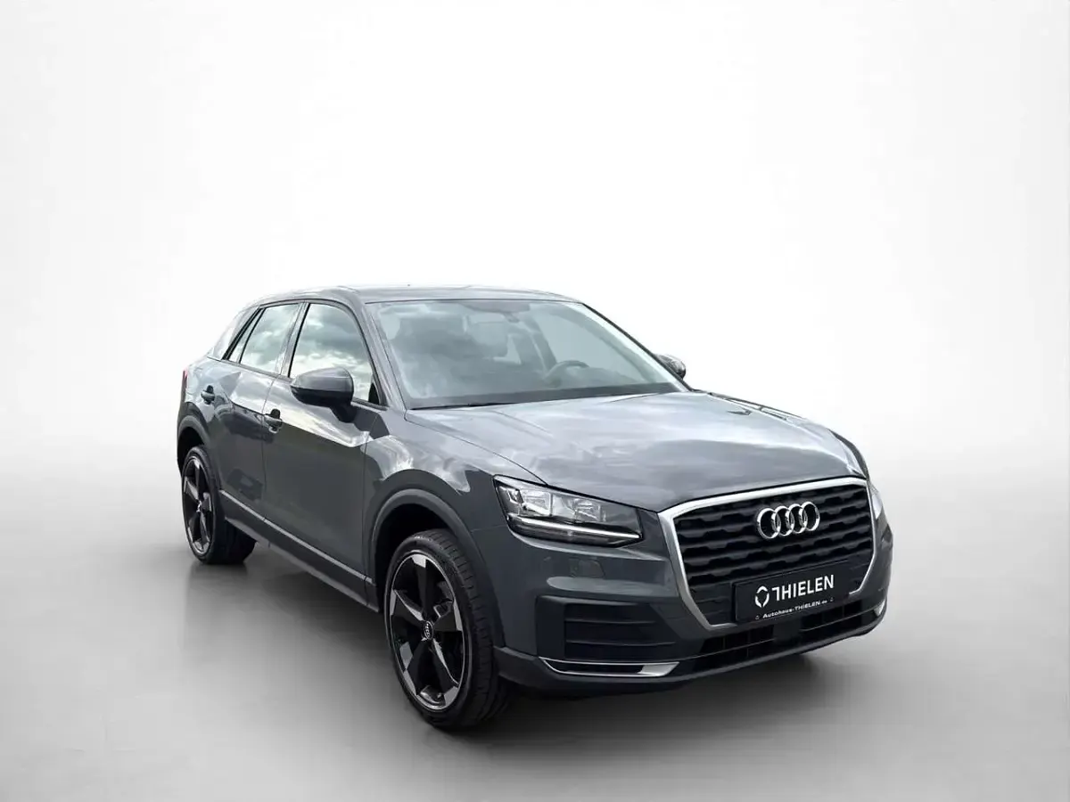 Używany Audi Q2 Design 150 KM (110 kW) 2017 Szary SUV