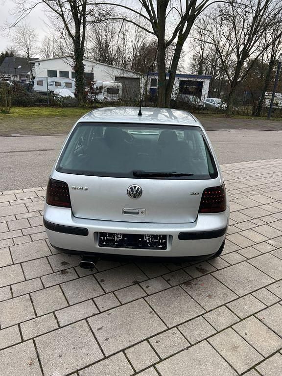 Gebraucht VW Golf IV Edition 116 PS (85 kW) 2001 Grau Limousine