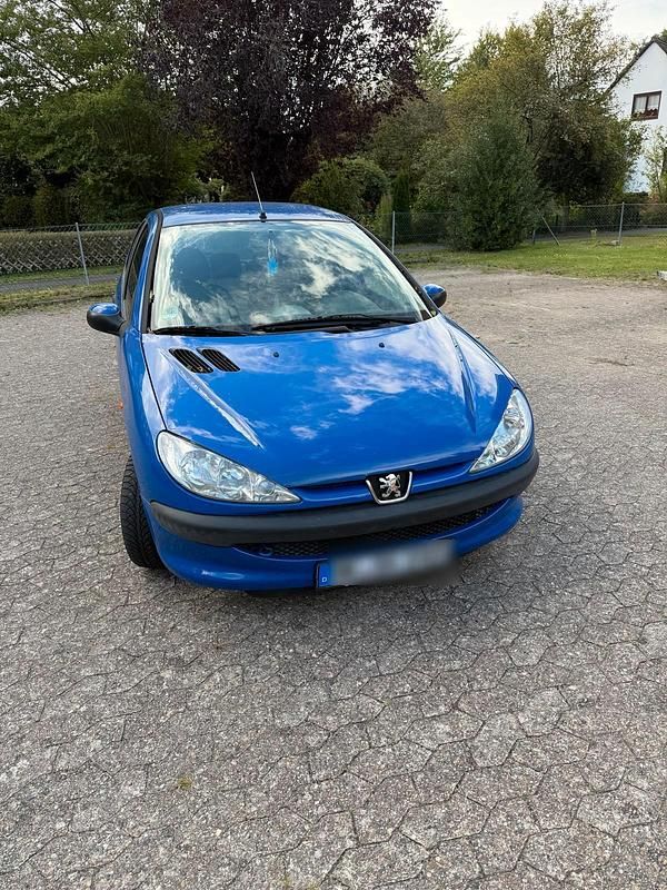 Blau Gebraucht 2004 Peugeot 206 Kleinwagen | 750 € (Fairer Preis) - Bild 1/4