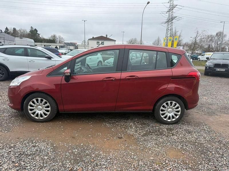 Gebraucht Ford B-MAX SYNC Edition 101 PS (74 kW) 2016 Rot Van / Kleinbus