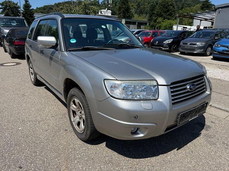 Grau Gebraucht 2005 Subaru Forester SUV | 2.150 € (Superpreis) - Bild 1/4