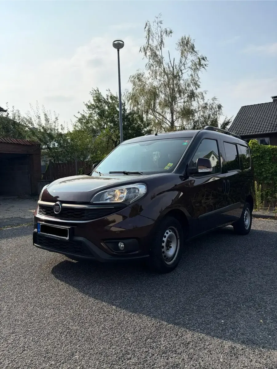 Gebraucht Fiat Doblò 90 PS (66 kW) 2015 Rot Van / Kleinbus