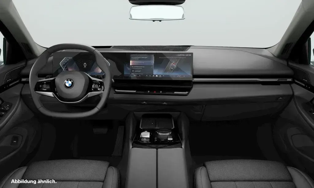 Gebraucht BMW 520 Comfort Edition 197 PS (144 kW) 2024 Schwarz Kombi