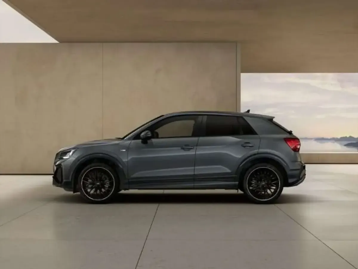 Ny Audi Q2 S-Line 150 HK (110 kW) 2026 Grå SUV