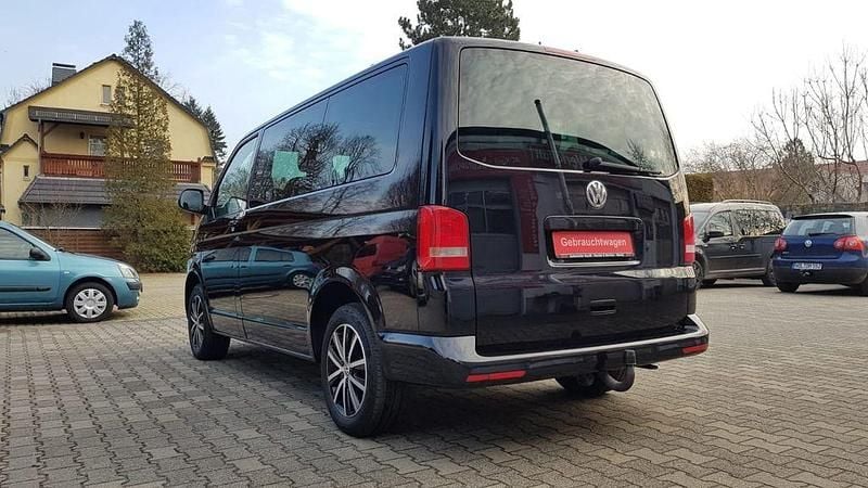 Gebraucht VW Multivan Startline 140 PS (102 kW) 2015 Schwarz Van / Kleinbus