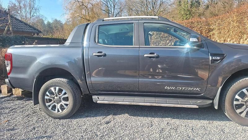 Gebraucht Ford Ranger Wildtrack 200 PS (147 kW) 2015 Grau Pickup