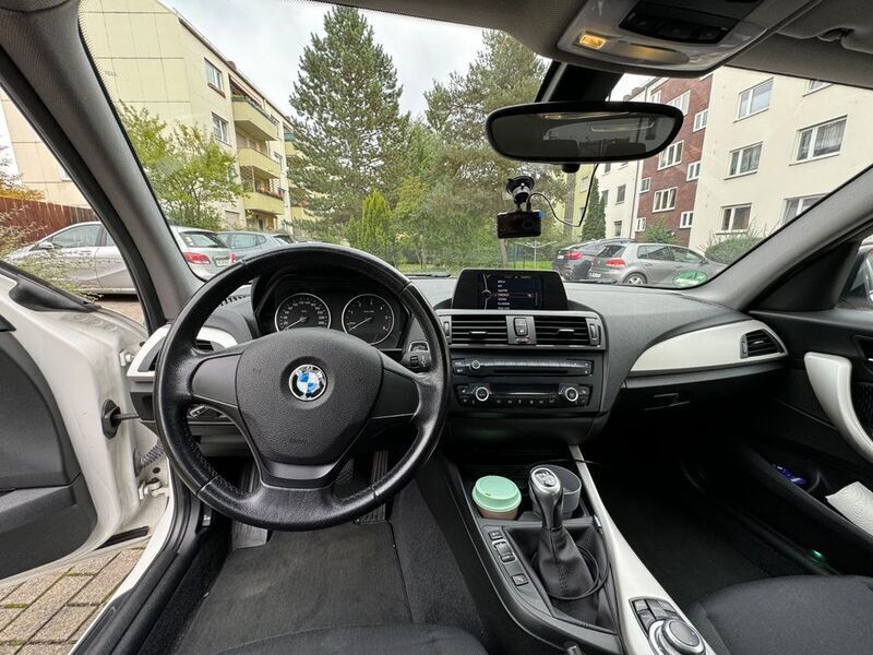 Gebraucht BMW 118 203 PS (149 kW) 2014 Weiß Kleinwagen