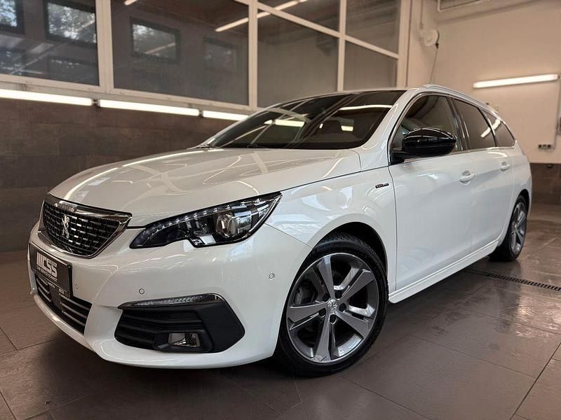 Weiß Gebraucht 2019 Peugeot 308 SW GT-line Kombi | 10.988 € - Bild 1/4