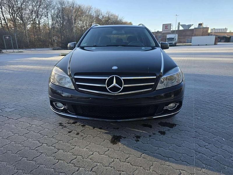 Gebraucht Mercedes 200 Elegance 184 PS (135 kW) 2009 Schwarz