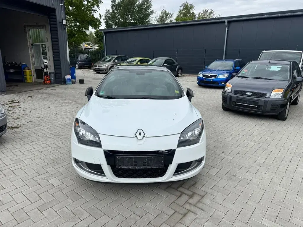 Gebraucht Renault Mégane Cabriolet Dynamique 131 PS (96 kW) 2011 Weiß Cabrio