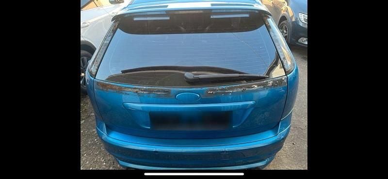 Gebraucht Ford Focus Sport 145 PS (106 kW) 2005 Blau Limousine